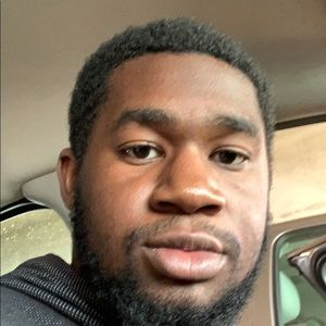 Meet your Posher, Devin